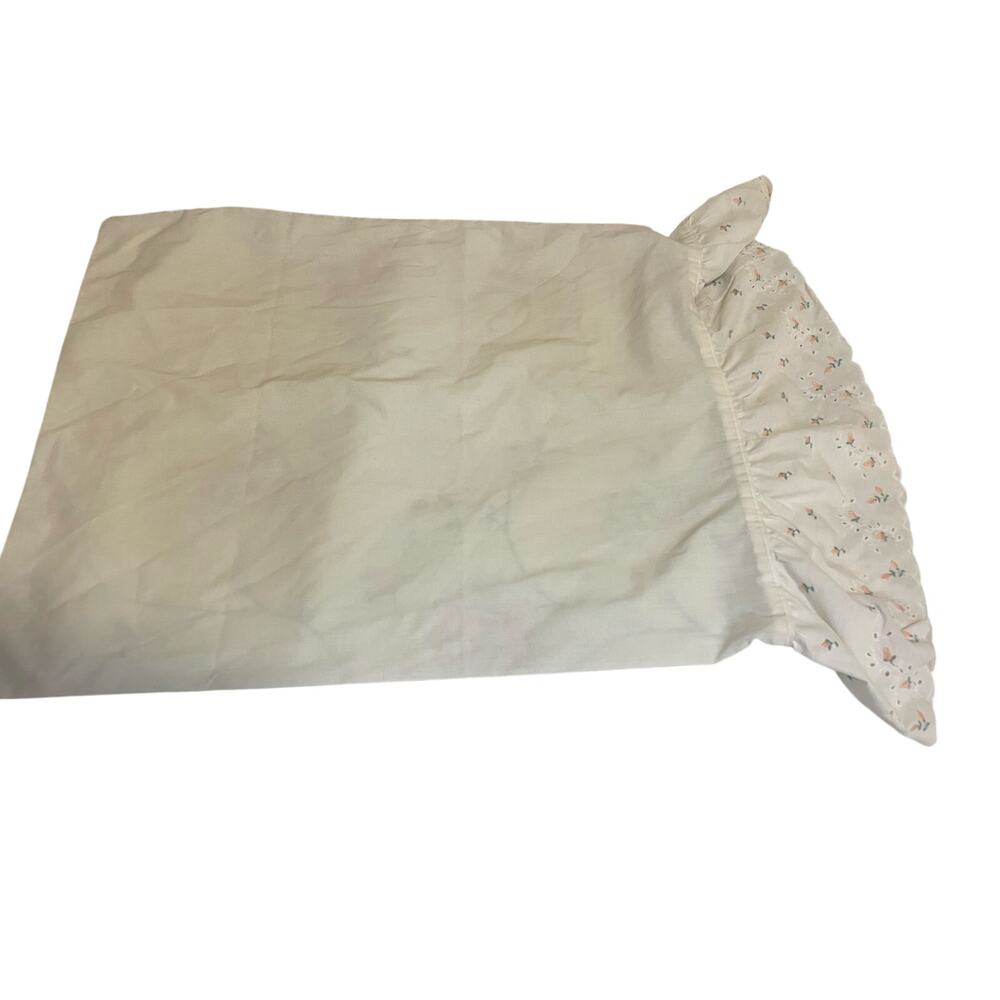 tulip embroidred pillow case